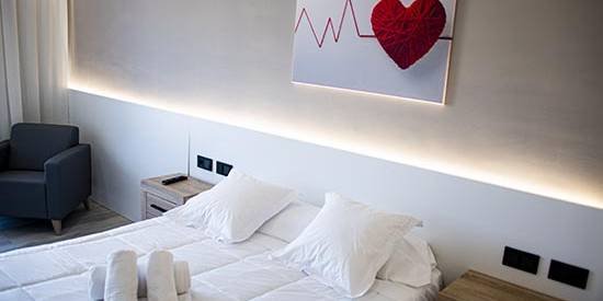 nuestras-habitaciones-estandar-balcon-hotel-hmj_ExtraGrande